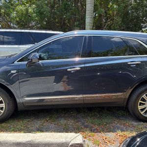 CADILLAC XT5 LUXURY - 3