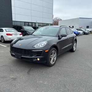 PORSCHE MACAN BASE - 1