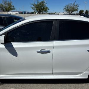 2013 Nissan SENTRA SR 照片 3