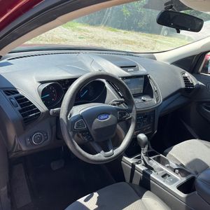 صورة مصغرة 36 لـ 2017 FORD ESCAPE SE