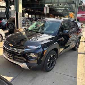 2023 Chevrolet TRAILBLAZER LT photo 1