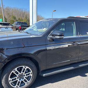 FORD EXPEDITION ACTIVE - 2