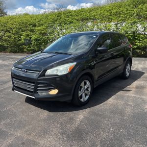 FORD ESCAPE SE - 1