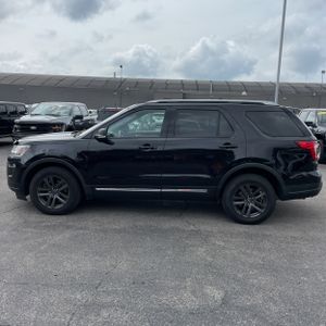 2019 FORD EXPLORER XLT — фото 3