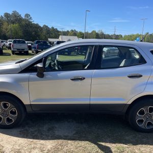 FORD ECOSPORT S - 4
