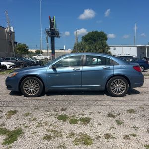 2011 Chrysler 200 LIMITED 照片 3