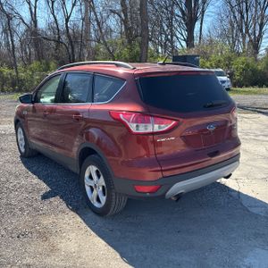 FORD ESCAPE SE - 5