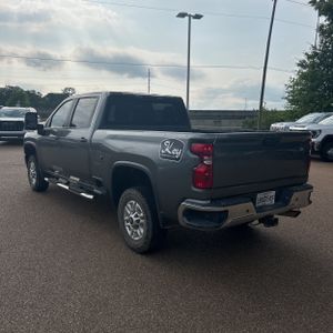 CHEVROLET SILVERADO - 5