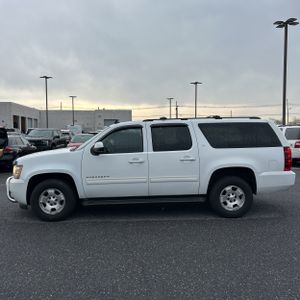 CHEVROLET SUBURBAN LT - 3