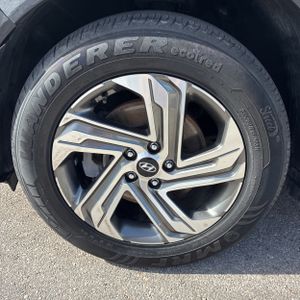 صورة مصغرة 17 لـ 2022 Hyundai SANTA FE SE