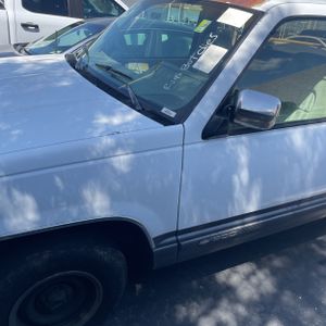 CHEVROLET SILVERADO - 2