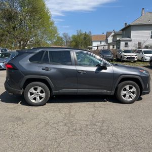 TOYOTA RAV4 - 10