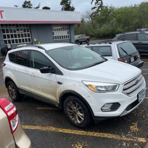 FORD ESCAPE SE - 10