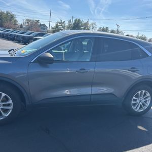 FORD ESCAPE HYBRID SE - 4