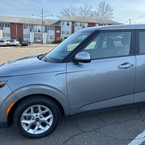 KIA SOUL LX - 2