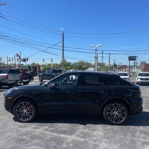 PORSCHE CAYENNE S - 3