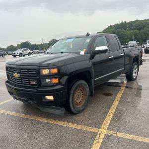 2015 Chevrolet SILVERADO 1500 LT Z71 — фото 1