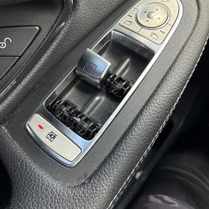 صورة مصغرة 61 لـ 2021 Mercedes-BENZ C-CLASS