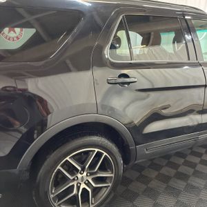 FORD EXPLORER SPORT - 8