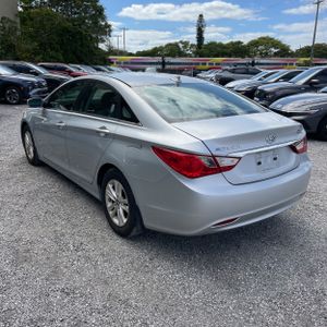 HYUNDAI SONATA GLS - 5