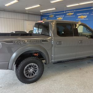 صورة 9 لـ 2020 FORD F-150 RAPTOR