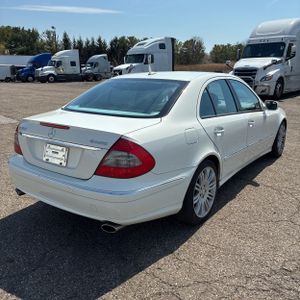 MERCEDES-BENZ E-CLASS - 8