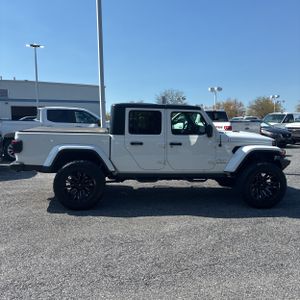 JEEP GLADIATOR OVERLAND - 10