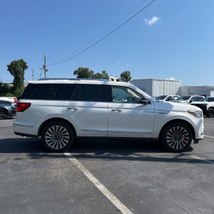 2018 Lincoln NAVIGATOR RESERVE — фото 10