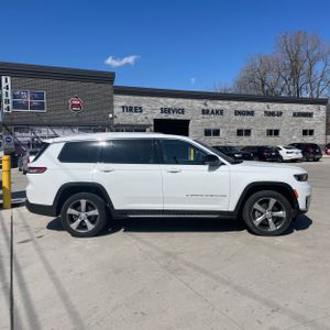 JEEP GRAND CHEROKEE L LIMITED - 10