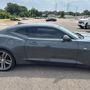 2017 Chevrolet CAMARO LT — миниатюра 11