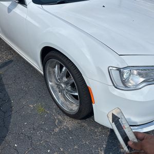 2019 Chrysler 300 TOURING — миниатюра 55