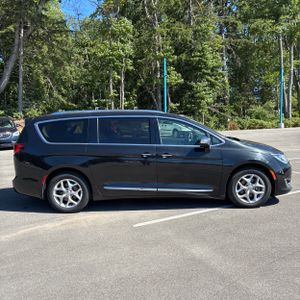 2020 Chrysler PACIFICA LIMITED 照片 10