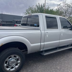 FORD F-250 SUPER DUTY LARIAT - 8