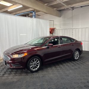 FORD FUSION SE - 3