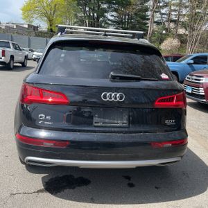 AUDI Q5 2.0T PREMIUM - 7