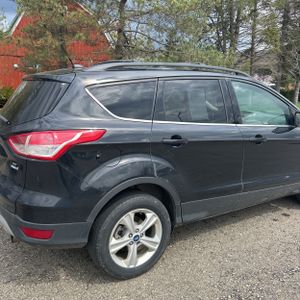 FORD ESCAPE SE - 9