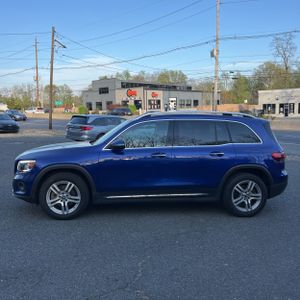 MERCEDES-BENZ GLB - 3