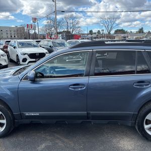 SUBARU OUTBACK PREMIUM - 4