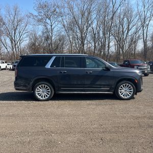 CADILLAC ESCALADE ESV LUXURY - 10
