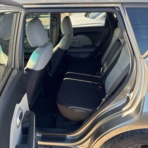 صورة 31 لـ 2014 KIA SOUL BASE