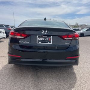 HYUNDAI ELANTRA ECO - 7