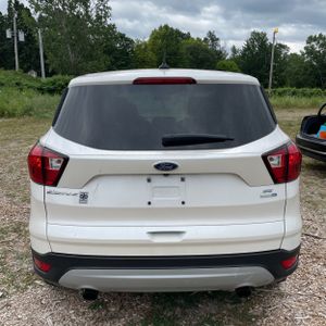 2019 FORD ESCAPE SE — фото 7