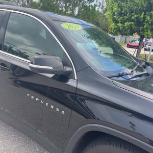 صورة 11 لـ 2023 Chevrolet TRAVERSE LT CLOTH
