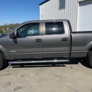 FORD F-150 XLT - 4