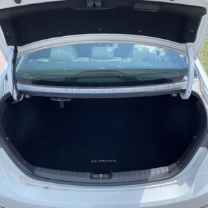 صورة مصغرة 41 لـ 2017 Hyundai ELANTRA SE