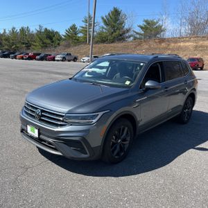 VOLKSWAGEN TIGUAN SE 4MOTION - 1