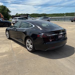 TESLA MODEL S BASE - 5
