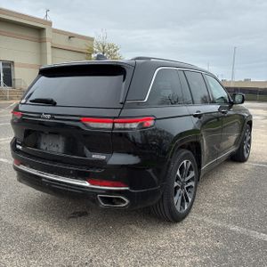 JEEP GRAND CHEROKEE OVERLAND - 8