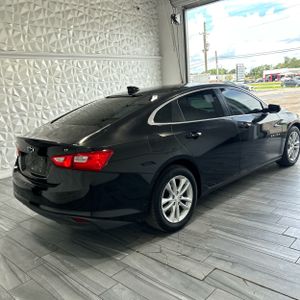 صورة 7 لـ 2017 Chevrolet MALIBU LT