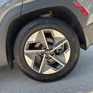 2025 Hyundai TUCSON SEL photo 18